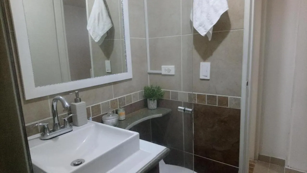 Apartamento Hermoso y acogedor apartamento en Belén Rosales Medellín 0*,