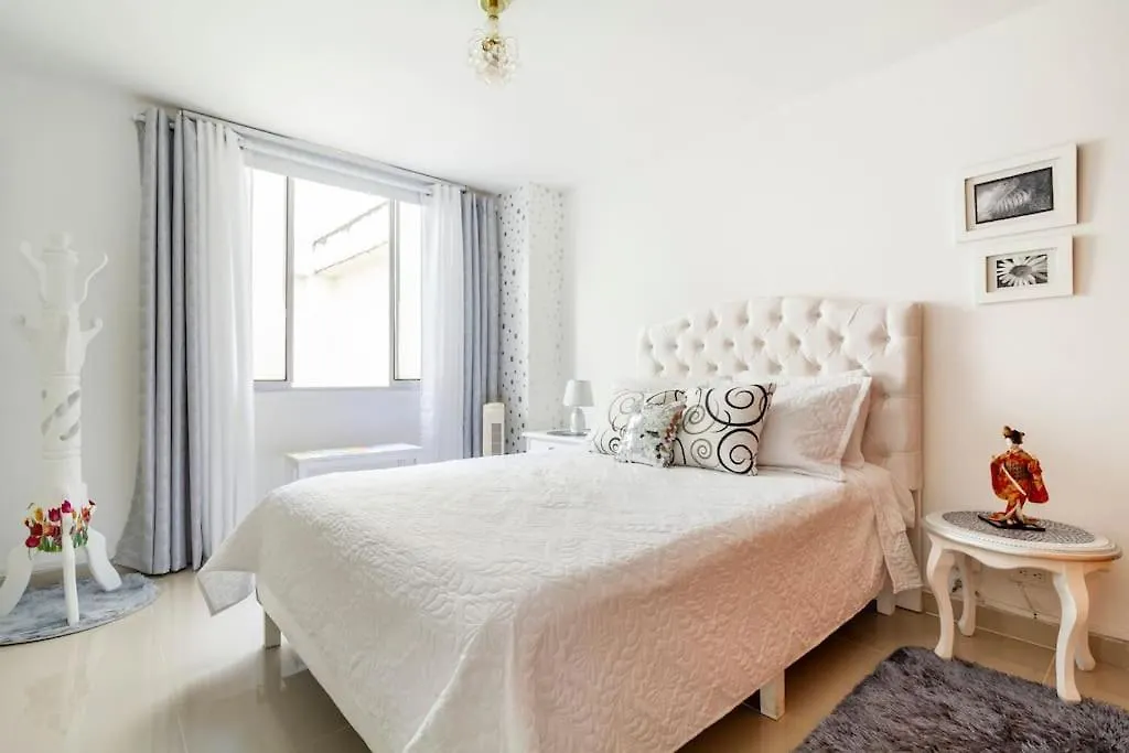 Apartamento Hermoso y acogedor apartamento en Belén Rosales Medellín 0*,