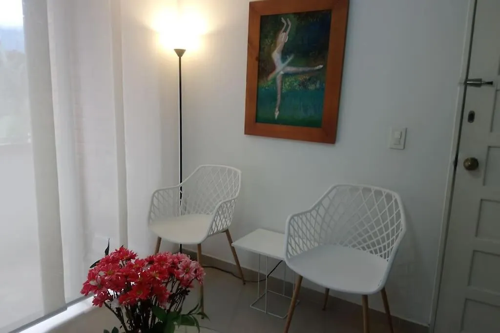 Apartamento Hermoso y acogedor apartamento en Belén Rosales Medellín 0*,